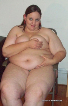 sexy nude fat woman