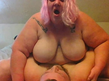 SSBBW dominating guy